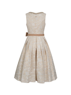 Dirndl with zipper at the front: Modern functionality meets tradition