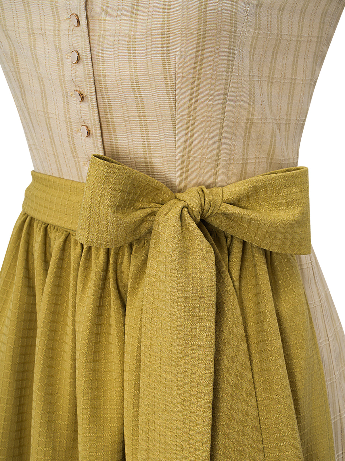 Modern Dirndl Fashion: Tradition Meets Timeless Chic