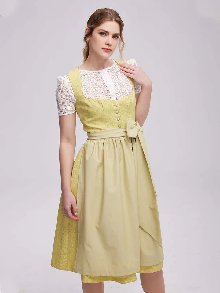 Die Schönheit des gelben Dirndls und die Welt der Trachtenmode