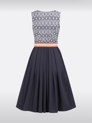 Dirndl: Von Tradition zur Moderne - Entdecken Sie die einzigartigen Wiesn-Outfits
