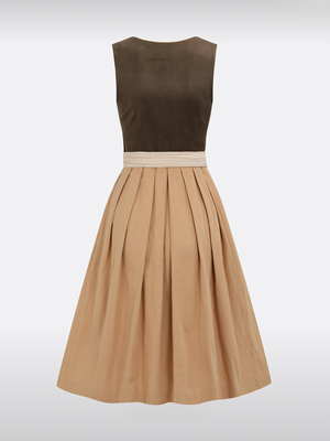 Dirndl-Kreationen im Fokus: Vom traditionellen Charme zur modernen Eleganz