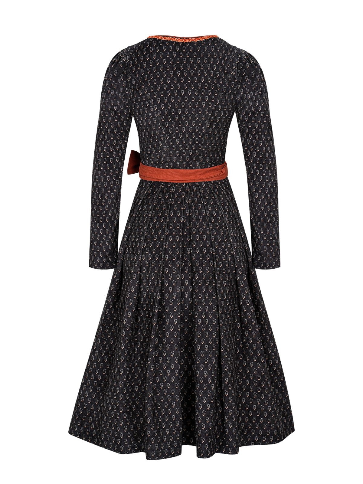 Musta sydämen pääntie dirndl kitty