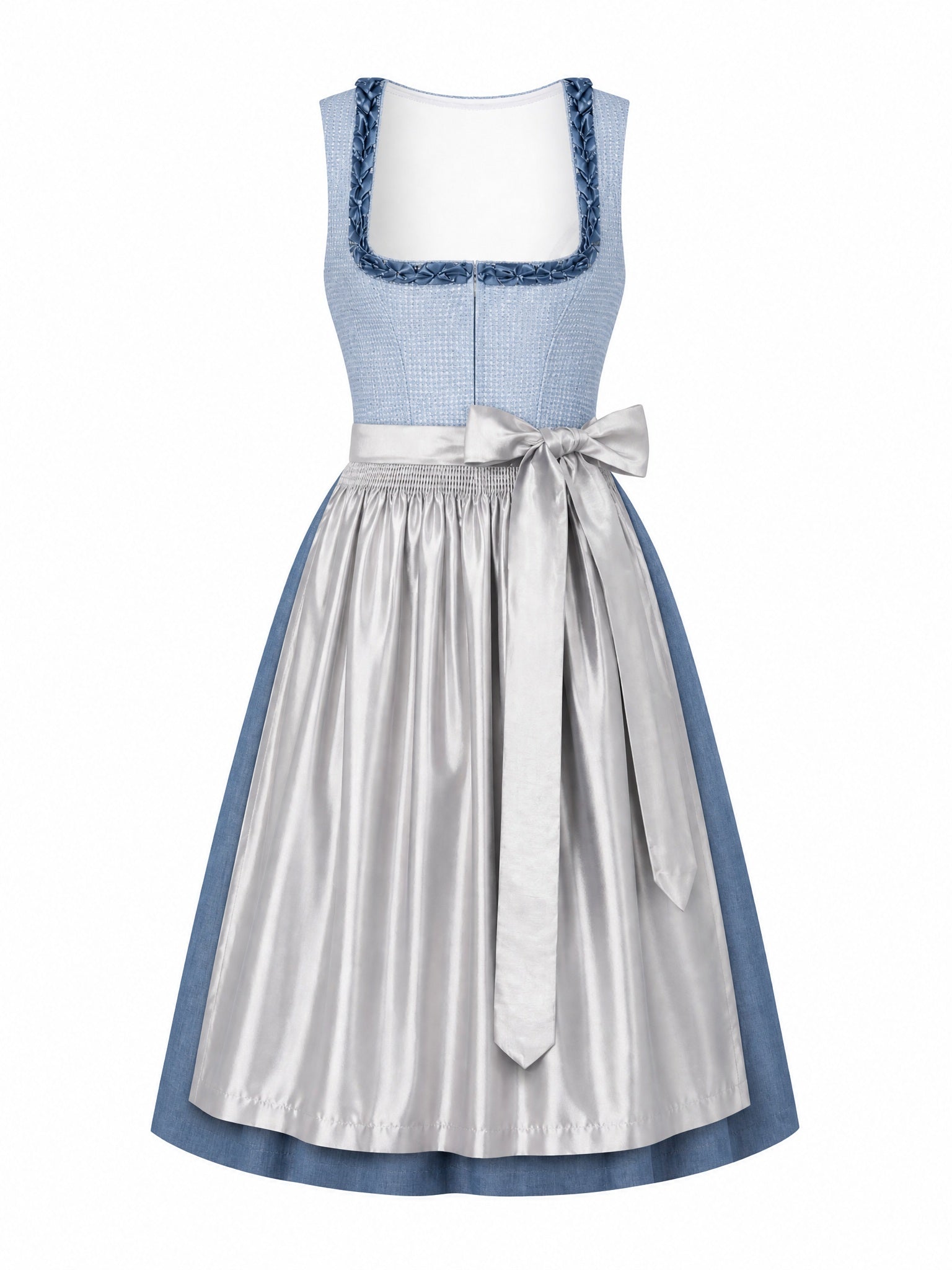 Dirndl Charlotte in Puderblau mit Silber Schürze - Vorderansicht