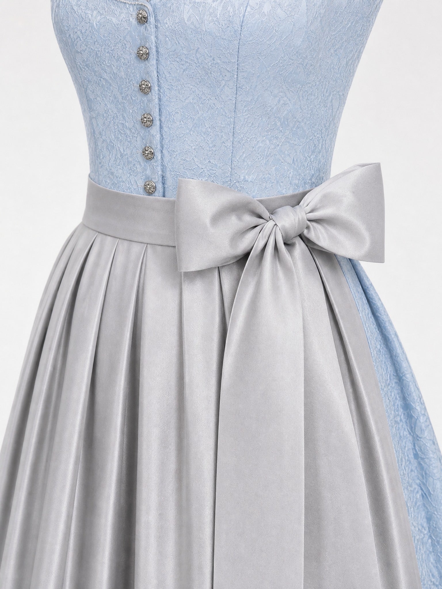 Dirndl Isabel in Eisblau mit Perlgrau Schürze - Detailansicht Taille und Schleife