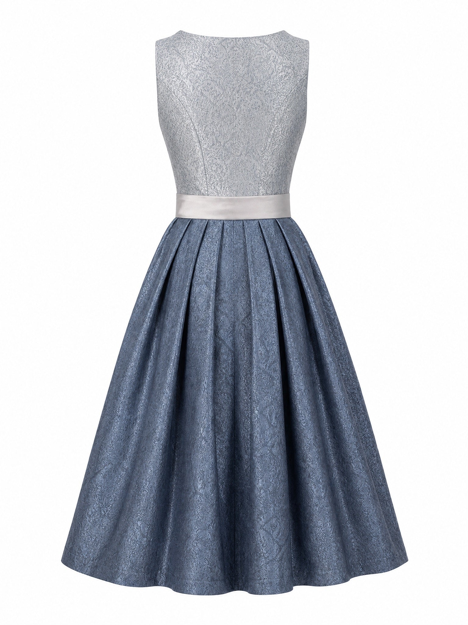 Dirndl Sophia in Silberblau mit Perlgrau Schürze - Rückansicht